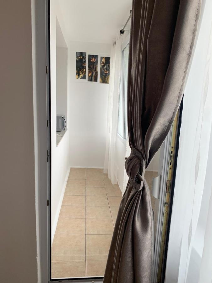 Victoriei Boulevard Private Apartment Braşov Eksteriør bilde