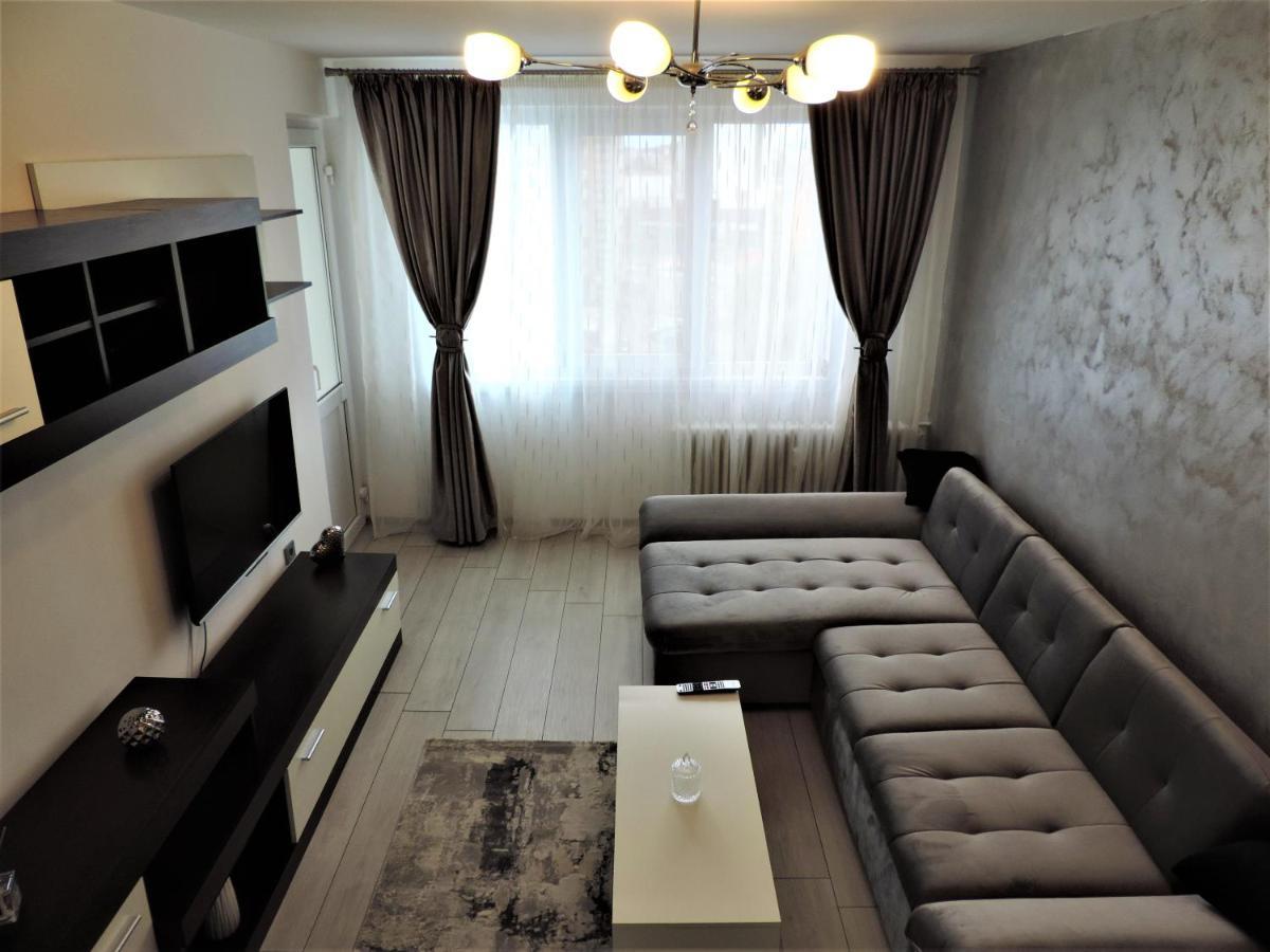Victoriei Boulevard Private Apartment Braşov Eksteriør bilde