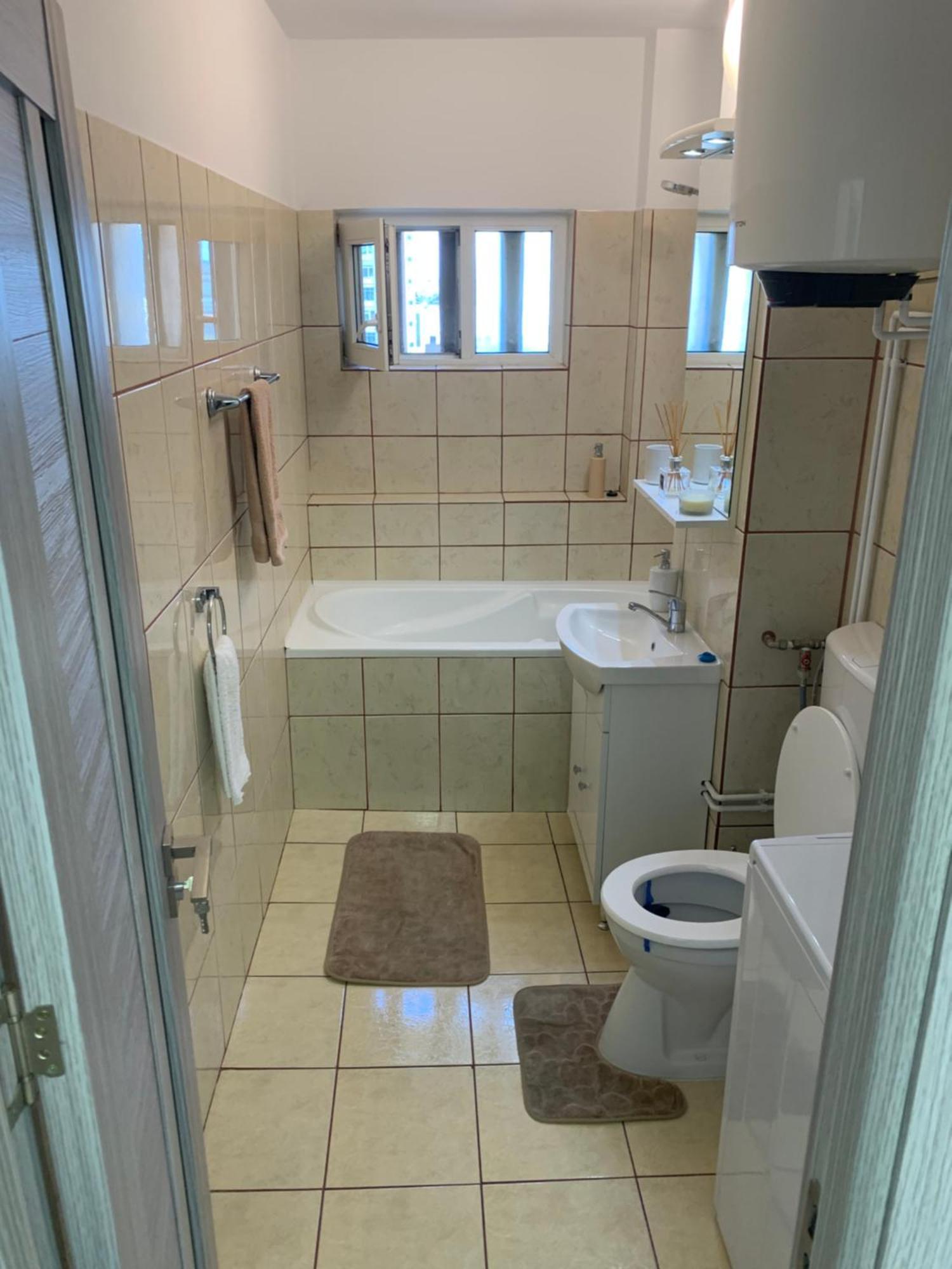 Victoriei Boulevard Private Apartment Braşov Eksteriør bilde